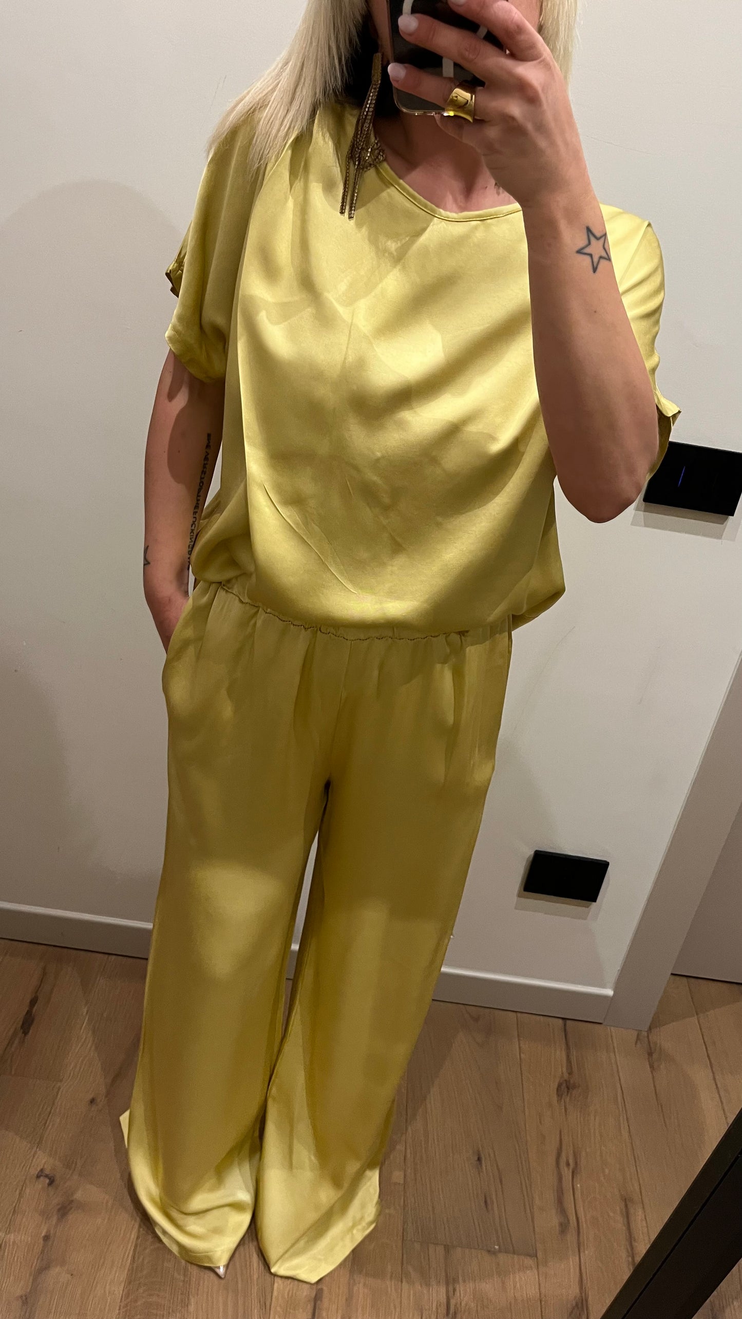 Completo Viscosa Giallo