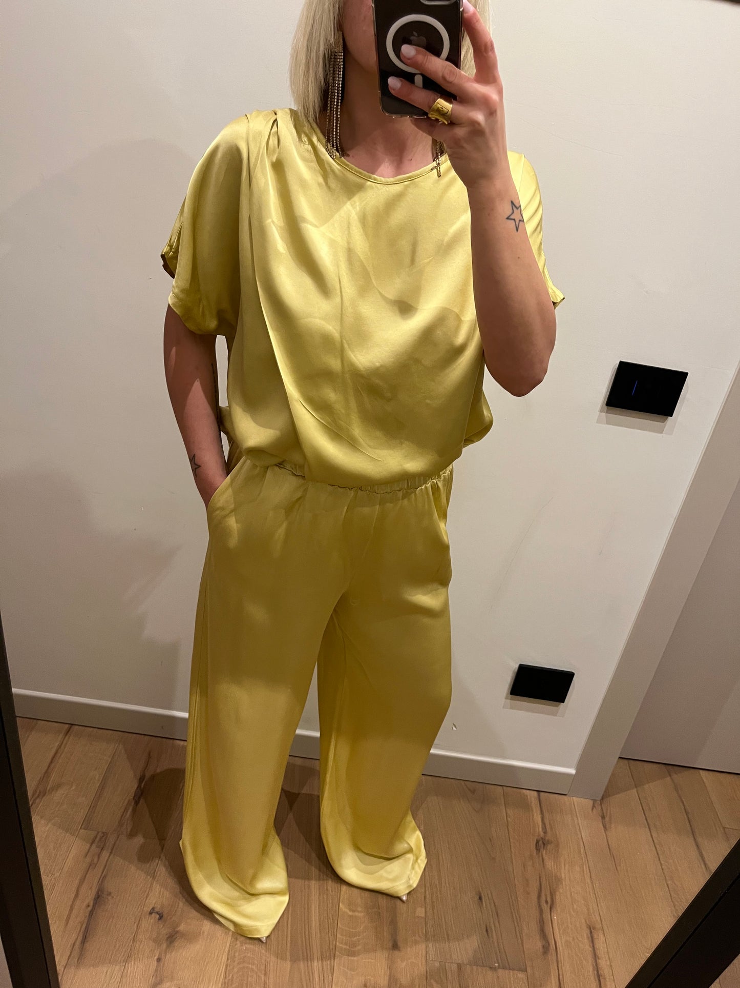 Completo Viscosa Giallo