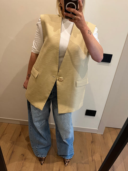 Gilet con Spilla Sabbia